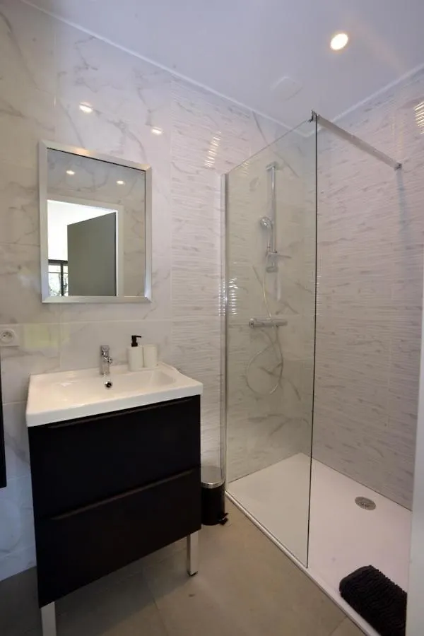 Apartment Le Gite La Passerelle Se Situant Dans Le Trieves Dans L Isere Pour 14 Personnes Lavars