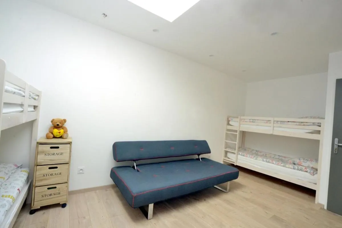 Apartment Le Gite La Passerelle Se Situant Dans Le Trieves Dans L Isere Pour 14 Personnes Lavars